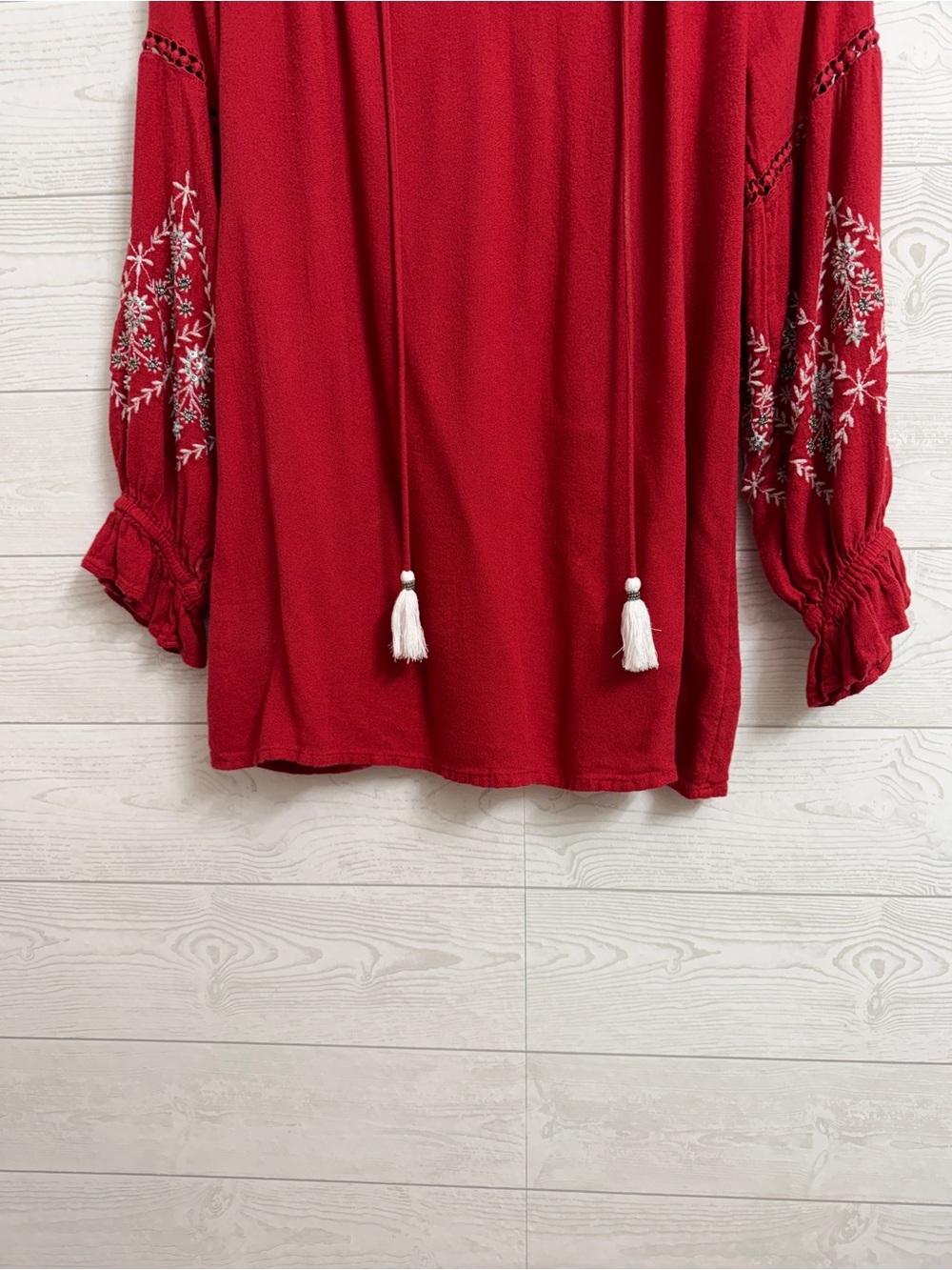 Sweet Magnolia Crimson Peasant Blouse with White Embroidered Sleeves. Size L - Picture 4 of 6